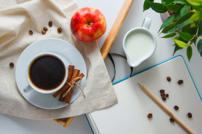 Café espresso sur une belle table